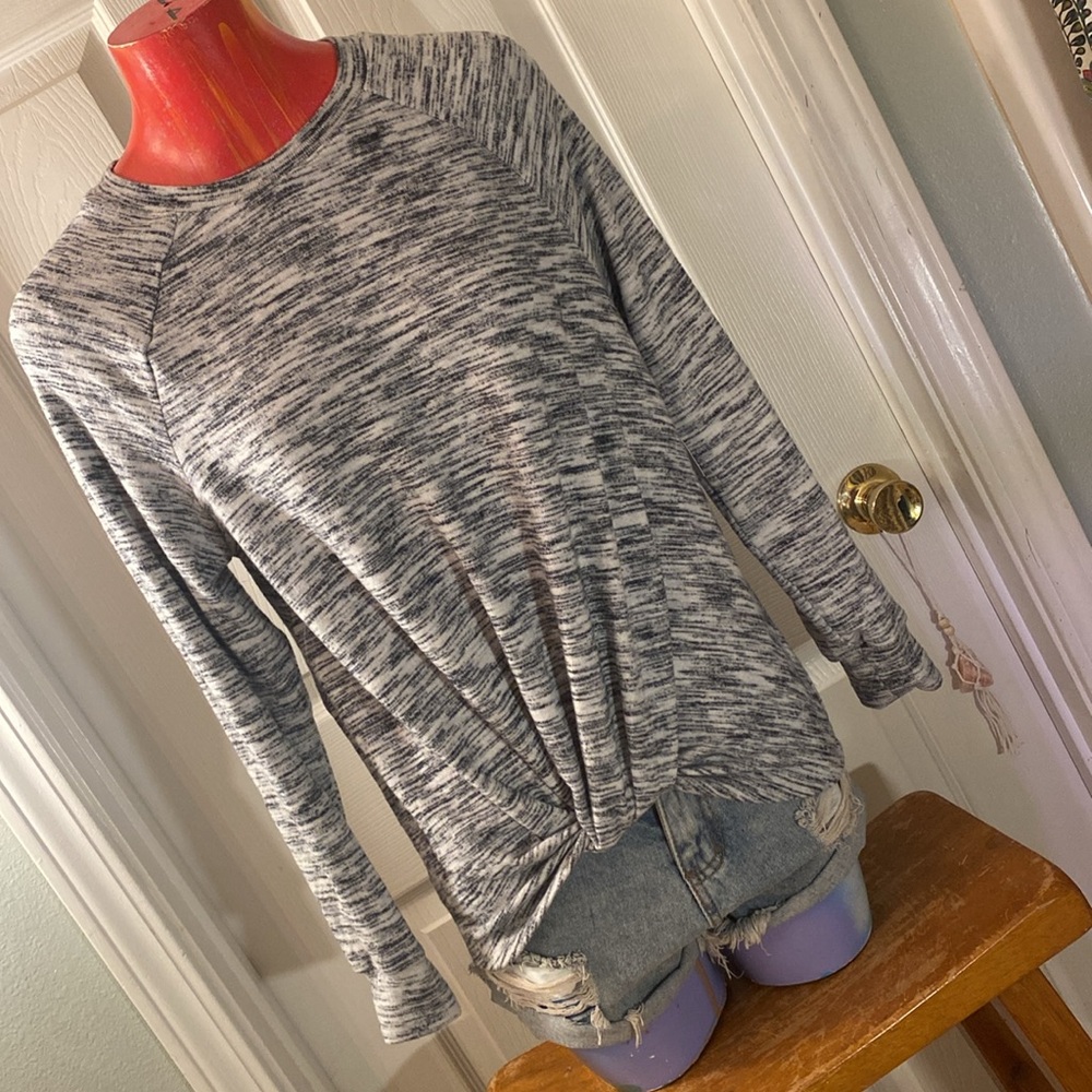 Time and Tru Gray Relaxed Tie Front Sweatshirt NWTs